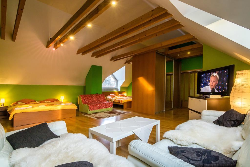 Privat Baja Hotel Liptovsky Mikulas Room photo